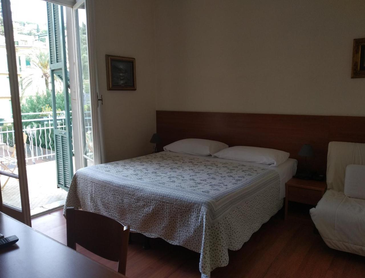 Hotel Lucciola Bordighera Exterior foto